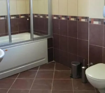 Villa Astra Βίλα Κεμέρ